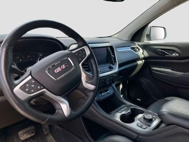 2023 GMC Acadia AWD SLT