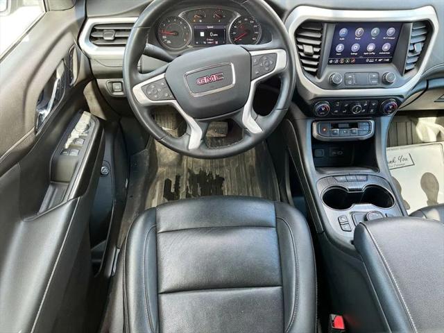2023 GMC Acadia AWD SLT