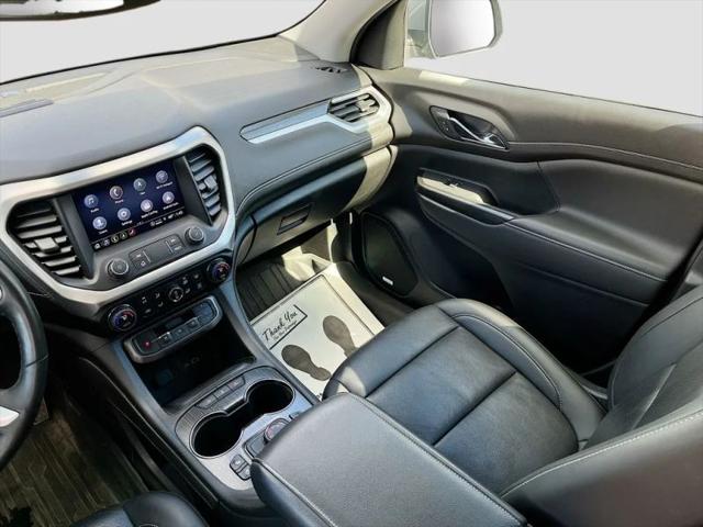 2023 GMC Acadia AWD SLT