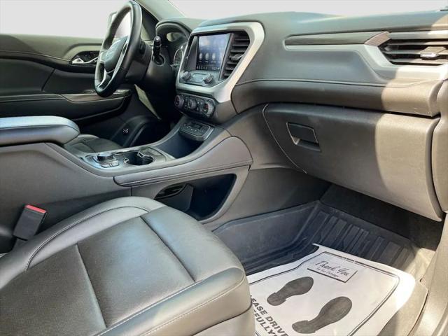 2023 GMC Acadia AWD SLT