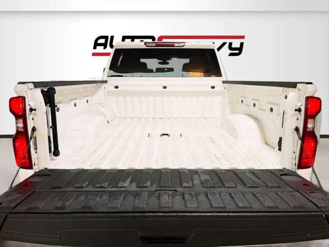 2023 Chevrolet Silverado 2500HD 4WD Crew Cab Standard Bed Custom