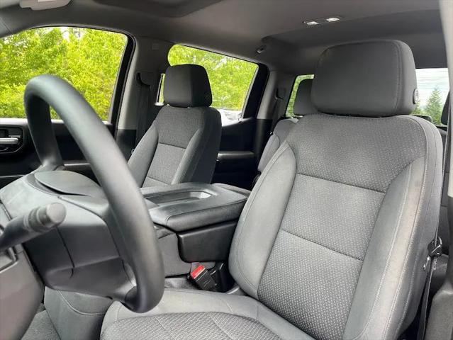 2021 Chevrolet Silverado 1500 2WD Crew Cab Short Bed Custom
