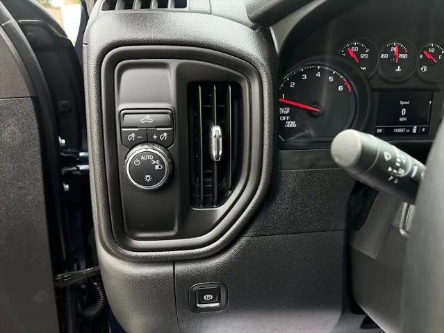 2021 Chevrolet Silverado 1500 2WD Crew Cab Short Bed Custom