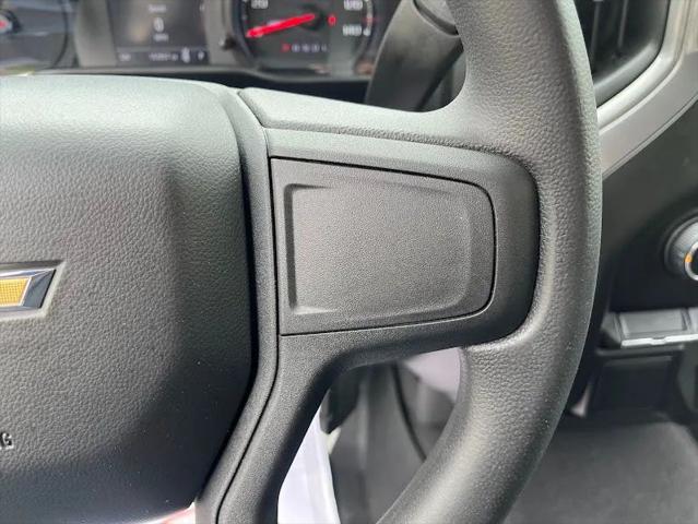 2021 Chevrolet Silverado 1500 2WD Crew Cab Short Bed Custom