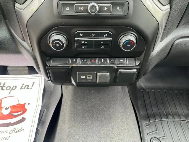 2021 Chevrolet Silverado 1500 2WD Crew Cab Short Bed Custom