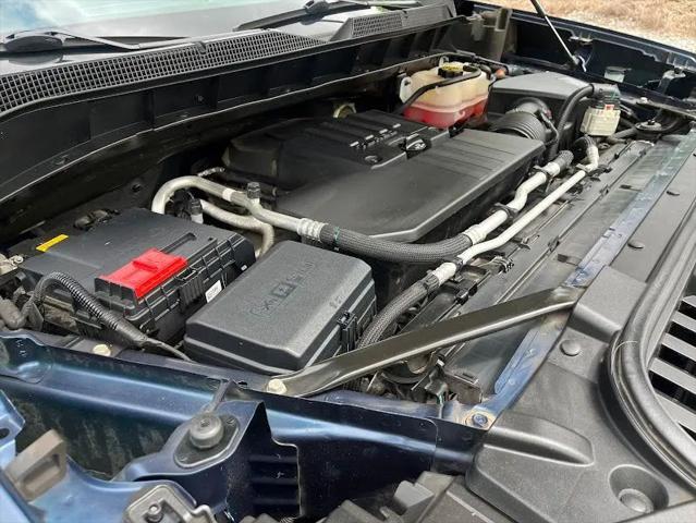 2021 Chevrolet Silverado 1500 2WD Crew Cab Short Bed Custom