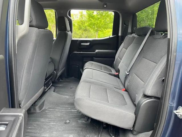 2021 Chevrolet Silverado 1500 2WD Crew Cab Short Bed Custom