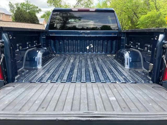 2021 Chevrolet Silverado 1500 2WD Crew Cab Short Bed Custom