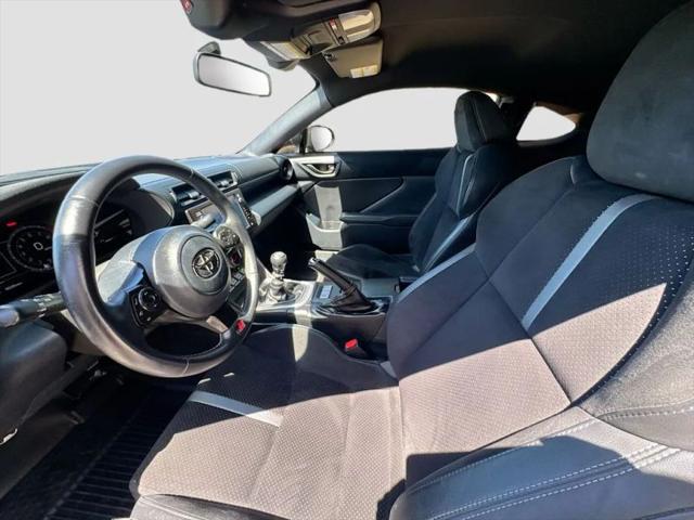 2024 Toyota GR86 Premium