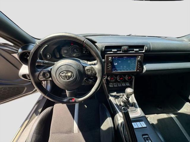 2024 Toyota GR86 Premium