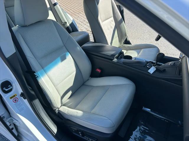 2015 Lexus ES 350 4dr Sdn