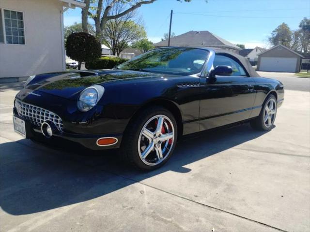 2002 Ford Thunderbird Base