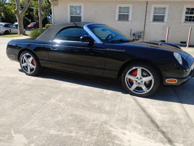 2002 Ford Thunderbird Base