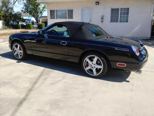 2002 Ford Thunderbird Base