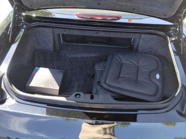 2002 Ford Thunderbird Base