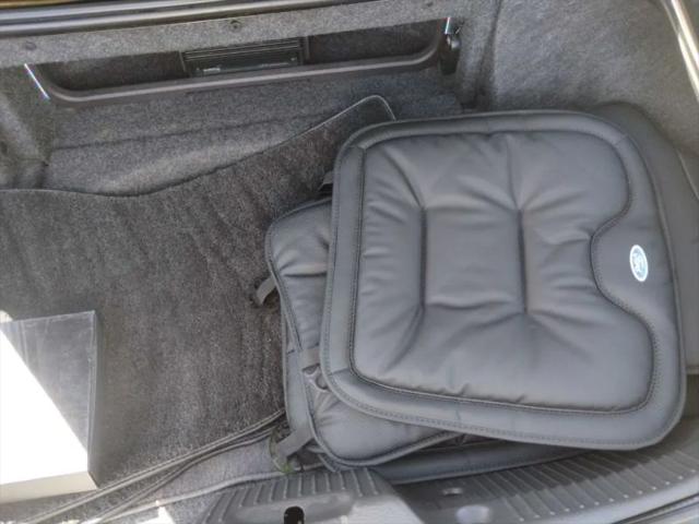 2002 Ford Thunderbird Base