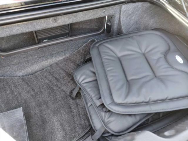 2002 Ford Thunderbird Base