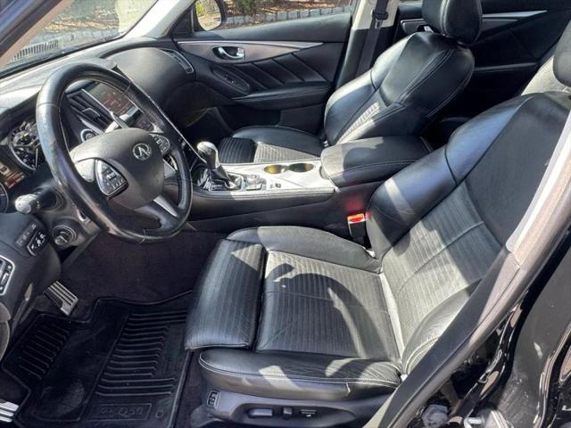 2016 INFINITI Q50 3.0t Red Sport 400