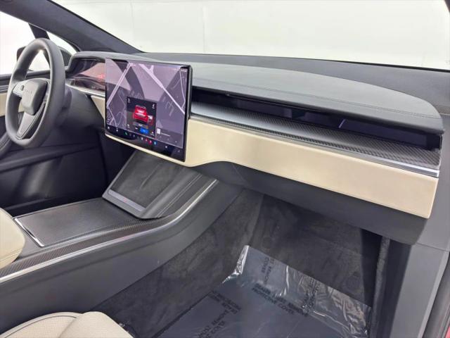 2022 Tesla Model X Plaid Tri Motor All-Wheel Drive