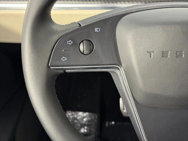 2022 Tesla Model X Plaid Tri Motor All-Wheel Drive