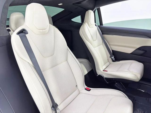 2022 Tesla Model X Plaid Tri Motor All-Wheel Drive