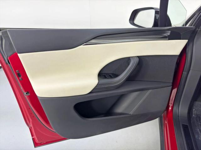 2022 Tesla Model X Plaid Tri Motor All-Wheel Drive