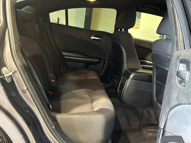 2017 Dodge Charger SE RWD