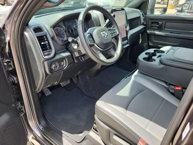 2026 Ram 3500 Tradesman Crew Cab 4x4 8' Box