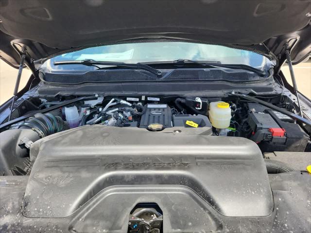 2026 Ram 3500 Tradesman Crew Cab 4x4 8' Box