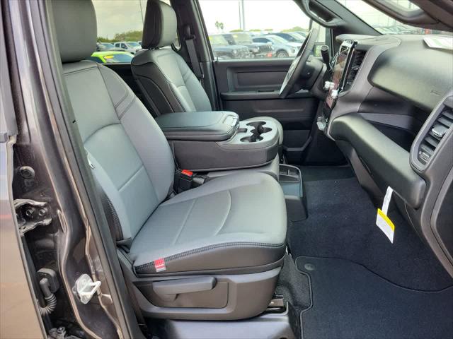 2026 Ram 3500 Tradesman Crew Cab 4x4 8' Box