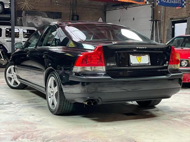 2004 Volvo S60 R