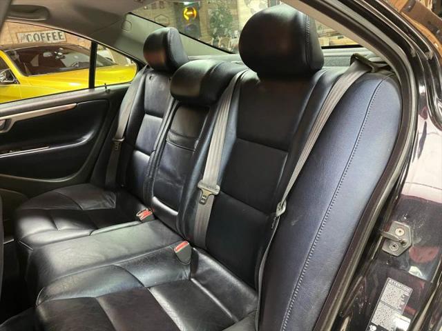 2004 Volvo S60 R