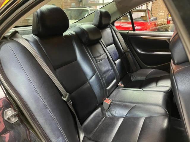 2004 Volvo S60 R