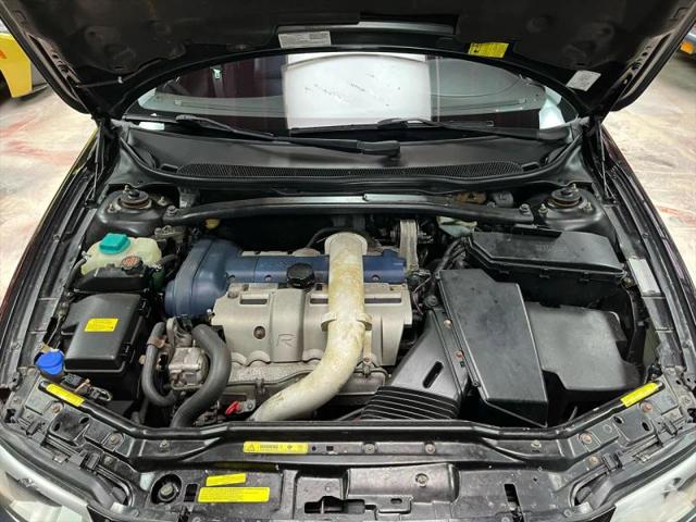 2004 Volvo S60 R