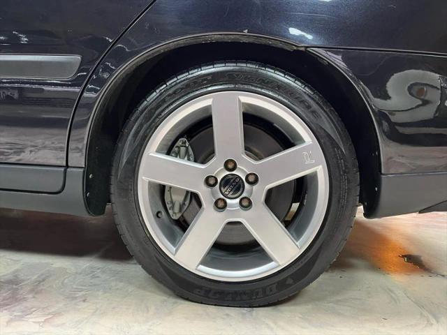 2004 Volvo S60 R