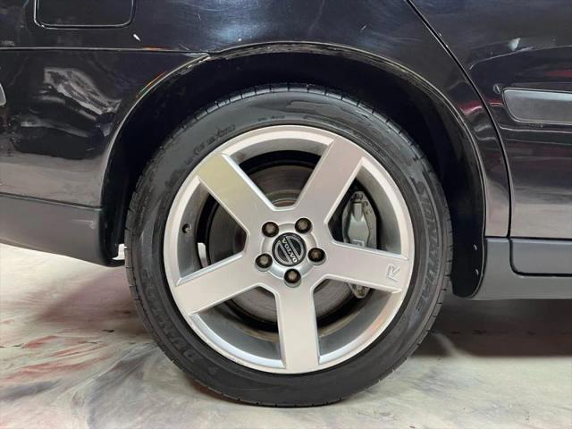 2004 Volvo S60 R