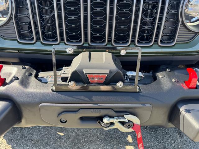 2024 Jeep Wrangler 2-Door Recon 4x4 2024 Jeep Wrangler 2-Door Recon 4x4