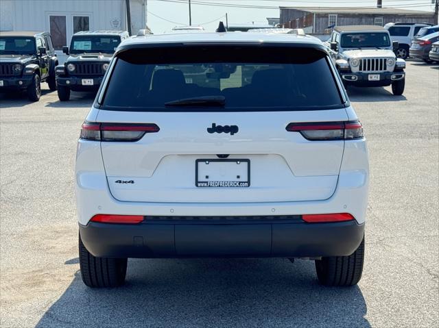 2025 Jeep Grand Cherokee L Altitude X 4x4