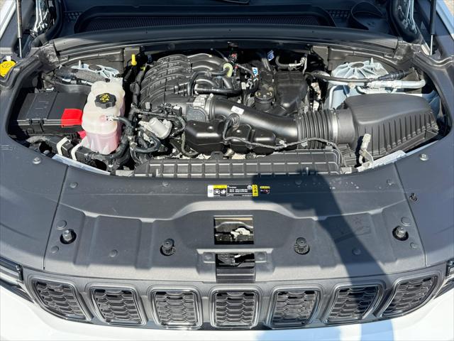 2025 Jeep Grand Cherokee L Altitude X 4x4