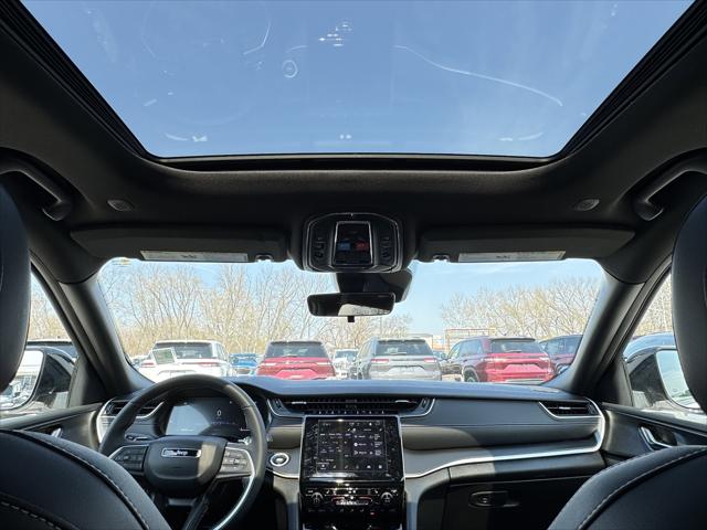 2025 Jeep Grand Cherokee L Altitude X 4x4