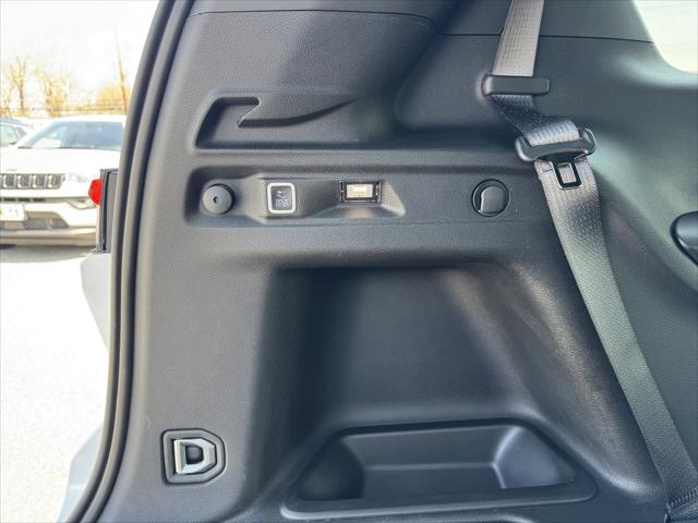 2025 Jeep Grand Cherokee L Altitude X 4x4