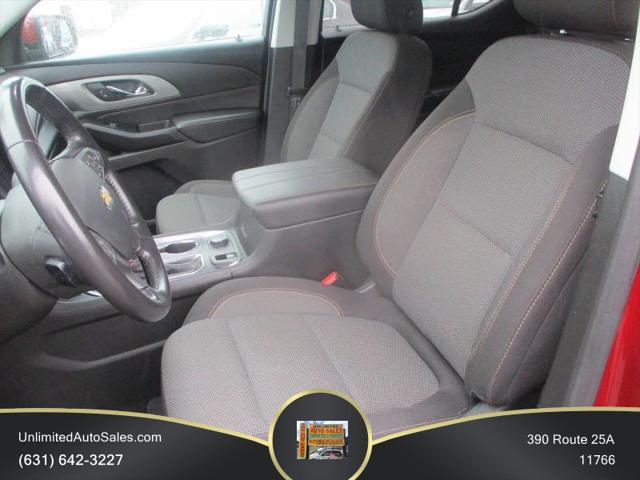 2020 Chevrolet Traverse AWD LT Cloth