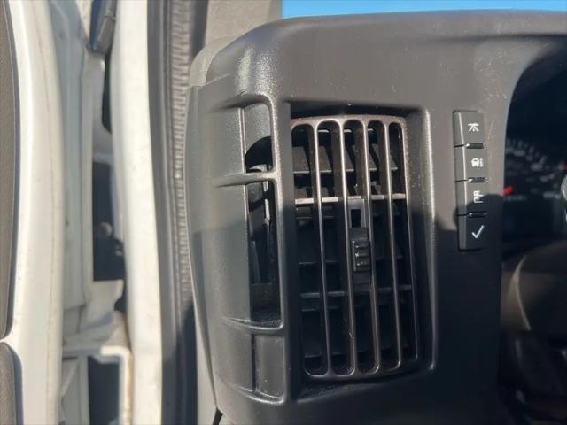 2019 Chevrolet Express LT