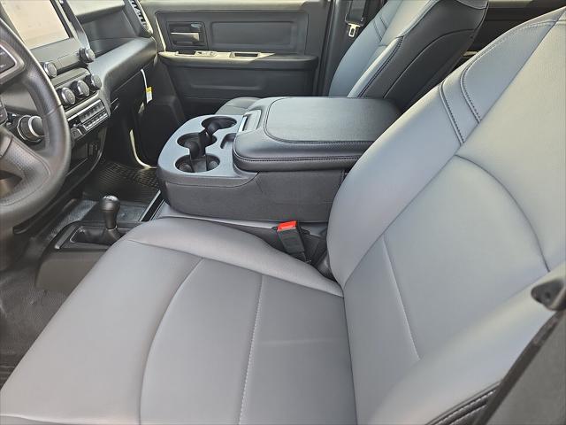 2024 Ram 2500 Tradesman Crew Cab 4x4 6'4" Box