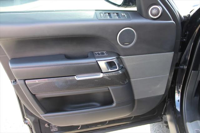 2016 Land Rover Range Rover Sport 5.0L V8 Supercharged SVR