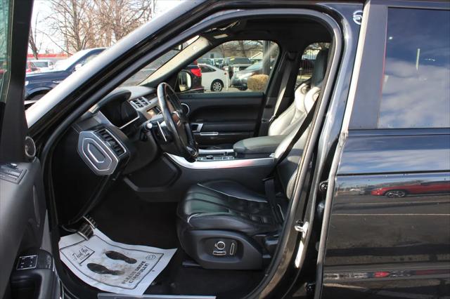 2016 Land Rover Range Rover Sport 5.0L V8 Supercharged SVR