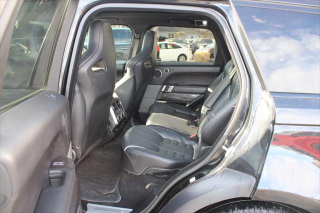 2016 Land Rover Range Rover Sport 5.0L V8 Supercharged SVR