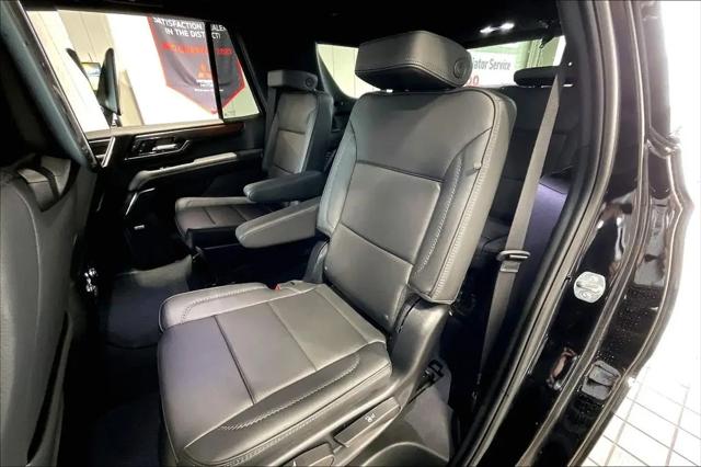 2025 GMC Yukon Denali 4WD