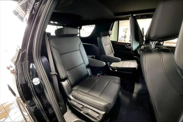 2025 GMC Yukon Denali 4WD
