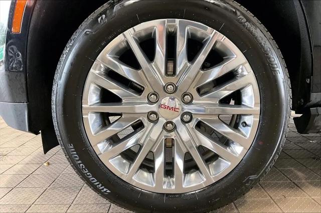 2025 GMC Yukon Denali 4WD
